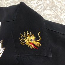 画像をギャラリービューアに読み込む, Dragon Shirt
