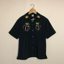 画像をギャラリービューアに読み込む, Dragon Shirt
